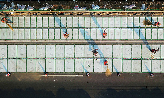 中国首条太阳能高速公路年底通车丨除了充电还能融雪